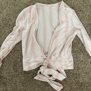 american eagle cross top